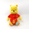 Disney - Winnie L'ourson - Peluche Musicale Coeur Rouge Jaune 25 Cm